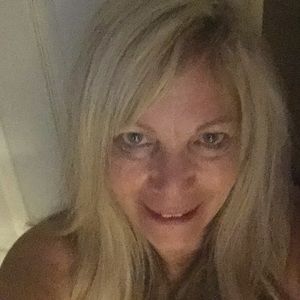 Meet your Posher, Flori